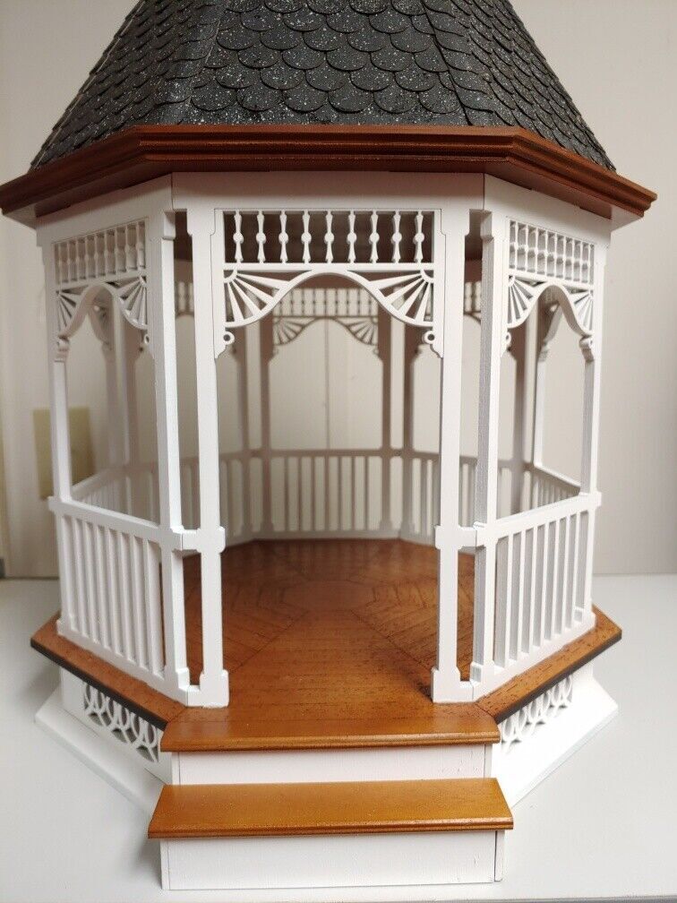 Large Victorian Gazebo 1:12 Dollhouse Kit