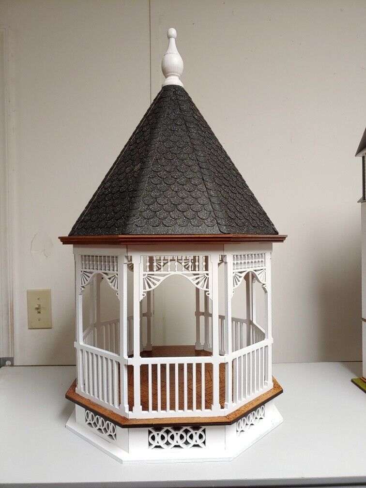 Large Victorian Gazebo 1:12 Dollhouse Kit