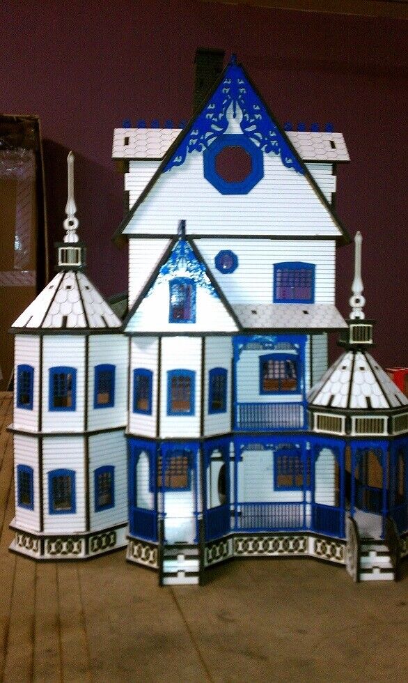 Ashley Gothic Victorian Quarter Scale Dollhouse Kit (1:48)
