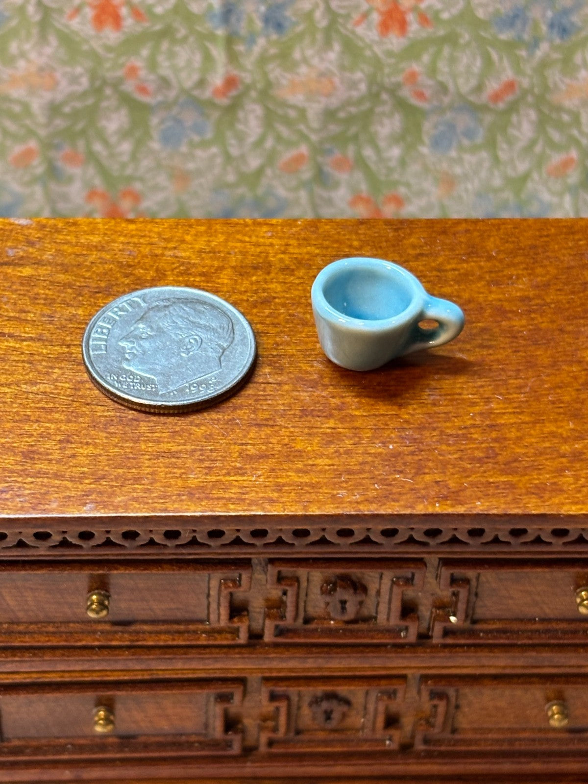 Dollhouse Miniature Set of 4 Blue Ceramic Coffee Cups