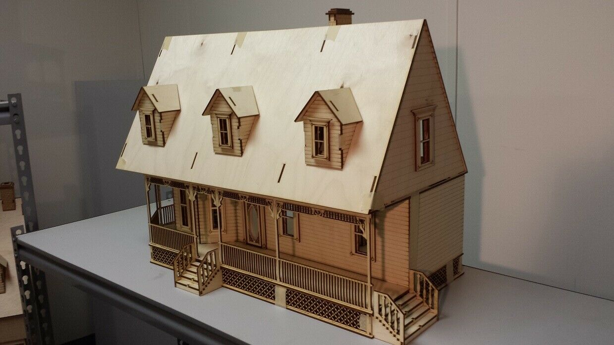 Alisha Country 1:24 Scale Dollhouse Kit