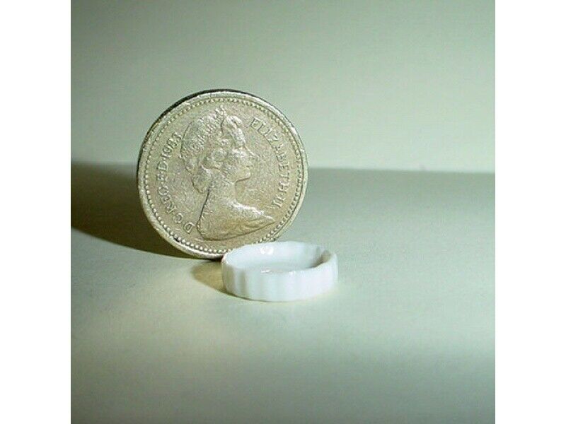 Dollhouse Miniature 1:24 Scale White China Flan Dish  -Imported