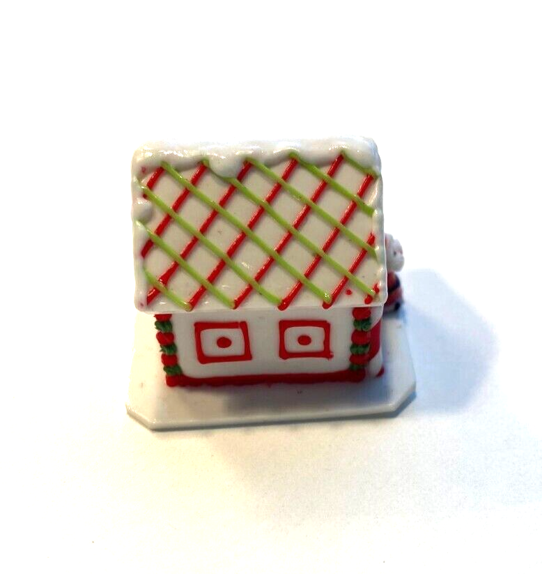 Dollhouse Miniature Christmas Gingerbread House