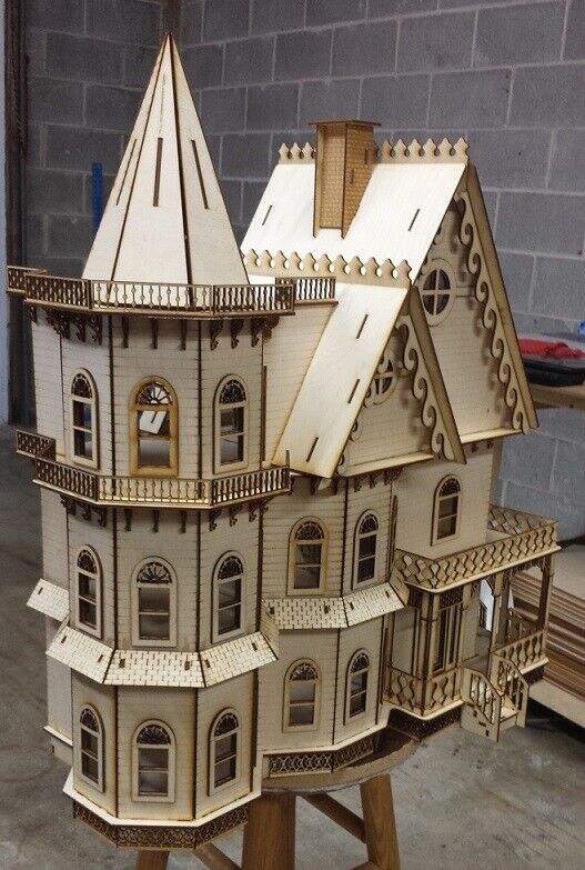 Leon Gothic Victorian 1:24 Scale Dollhouse Kit