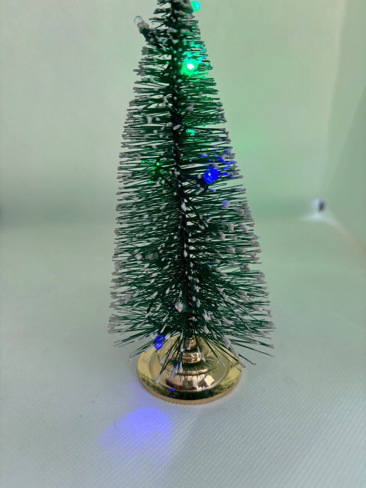 Dollhouse Miniature LED Battery Lighted Christmas Tree with 12 Bulbs, Brass Base