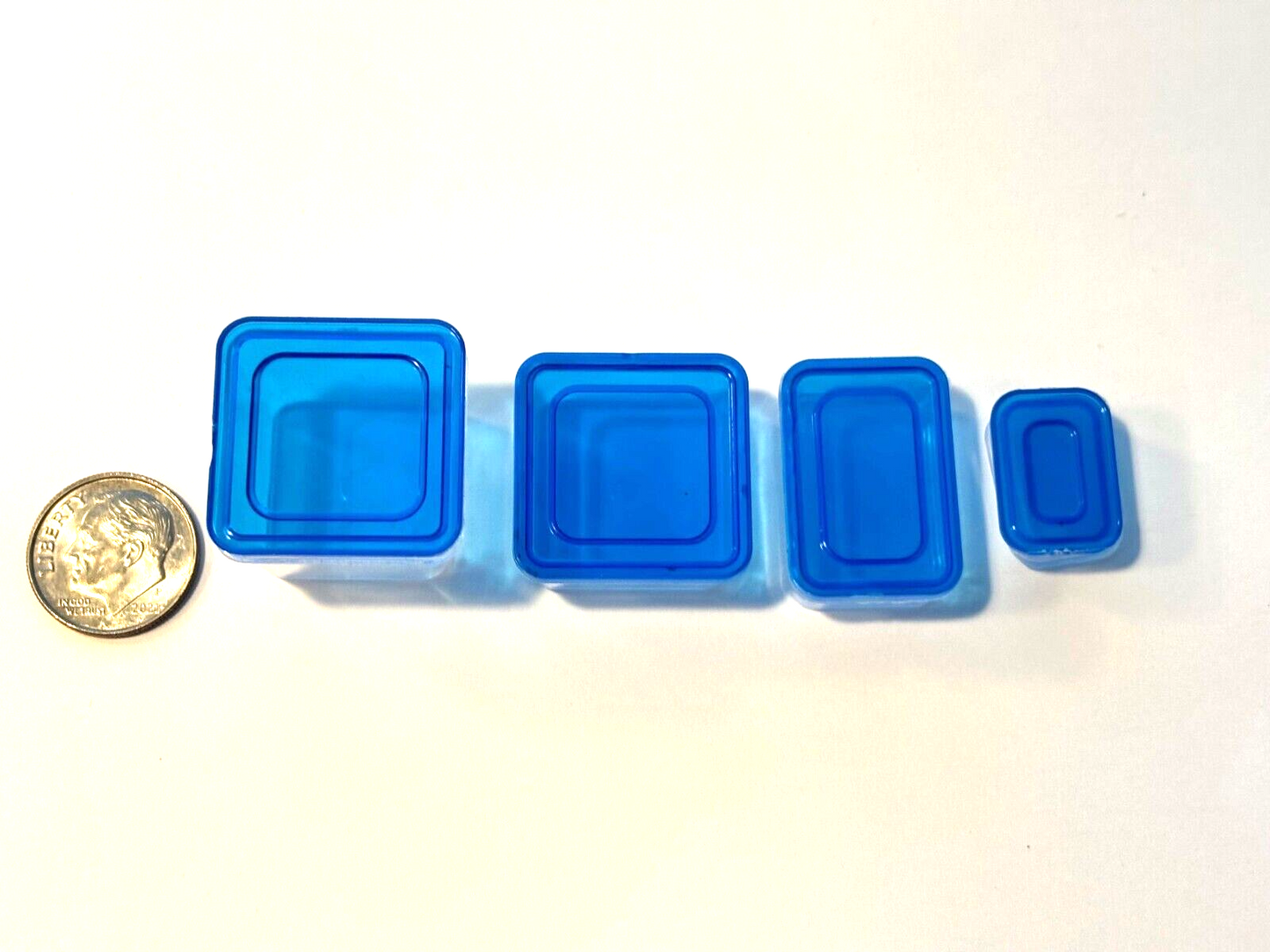 Dollhouse Miniature Plastic Storage Containers with Blue Lids