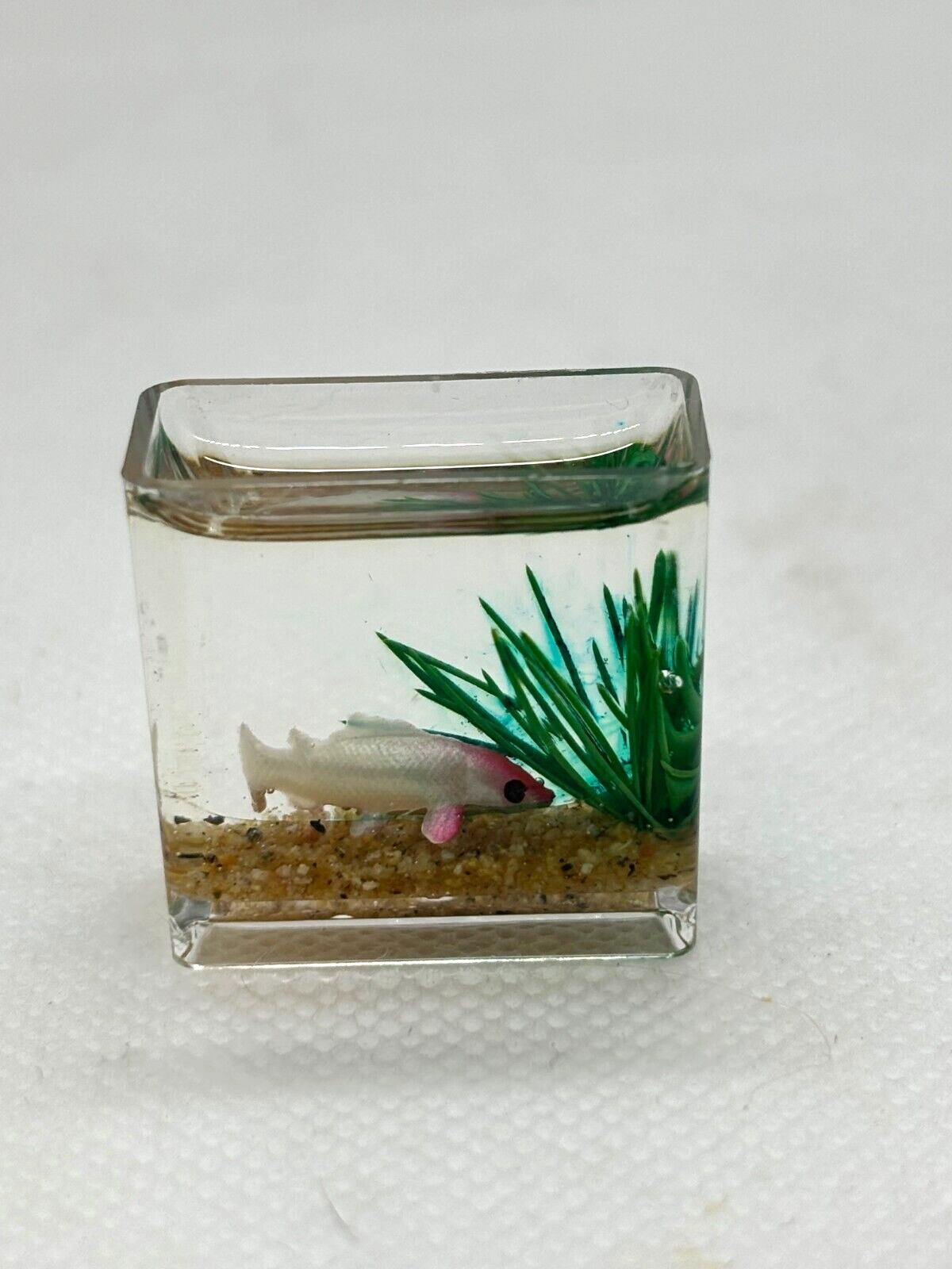 Dollhouse Miniature Square Fish Bowl