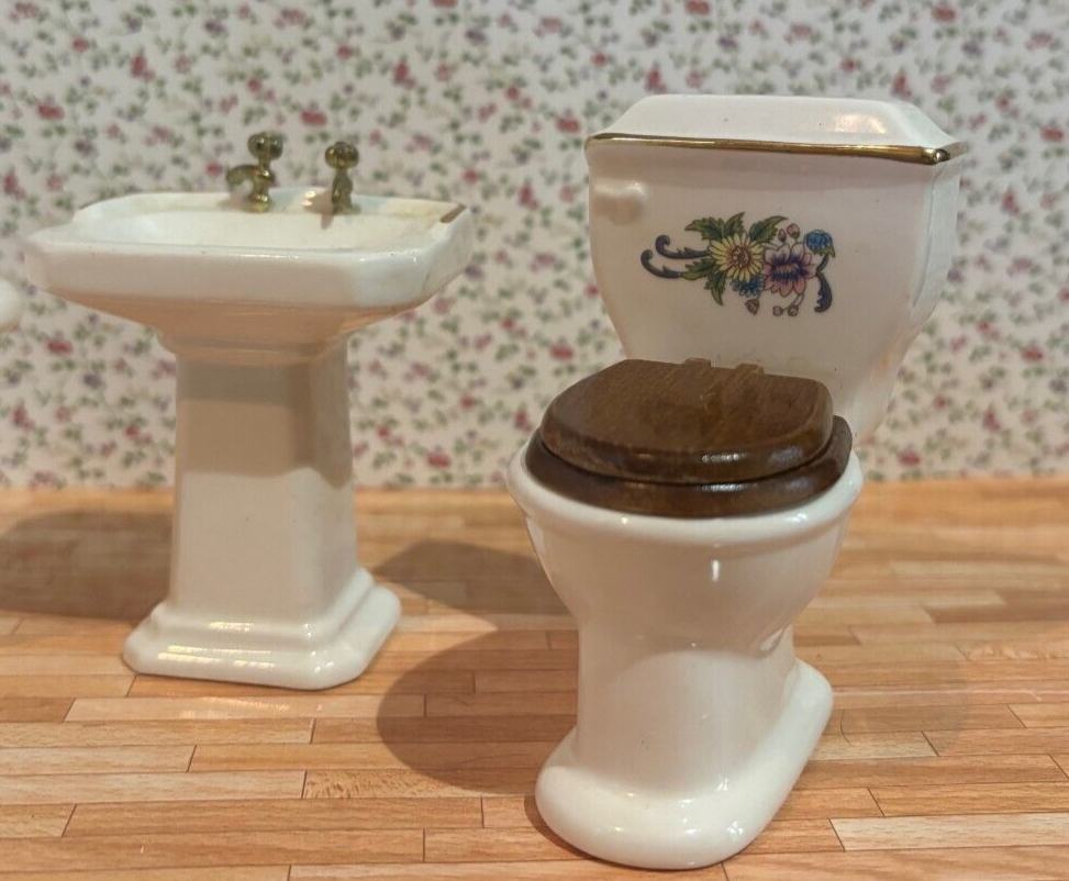 Dollhouse Miniature Ceramic Bathroom Set of 3