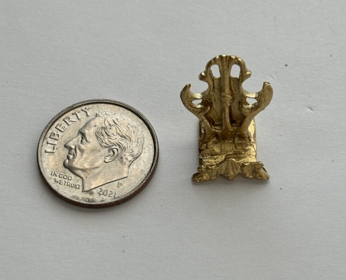 Dollhouse Miniature Ornate Gold Colored Plate Holder