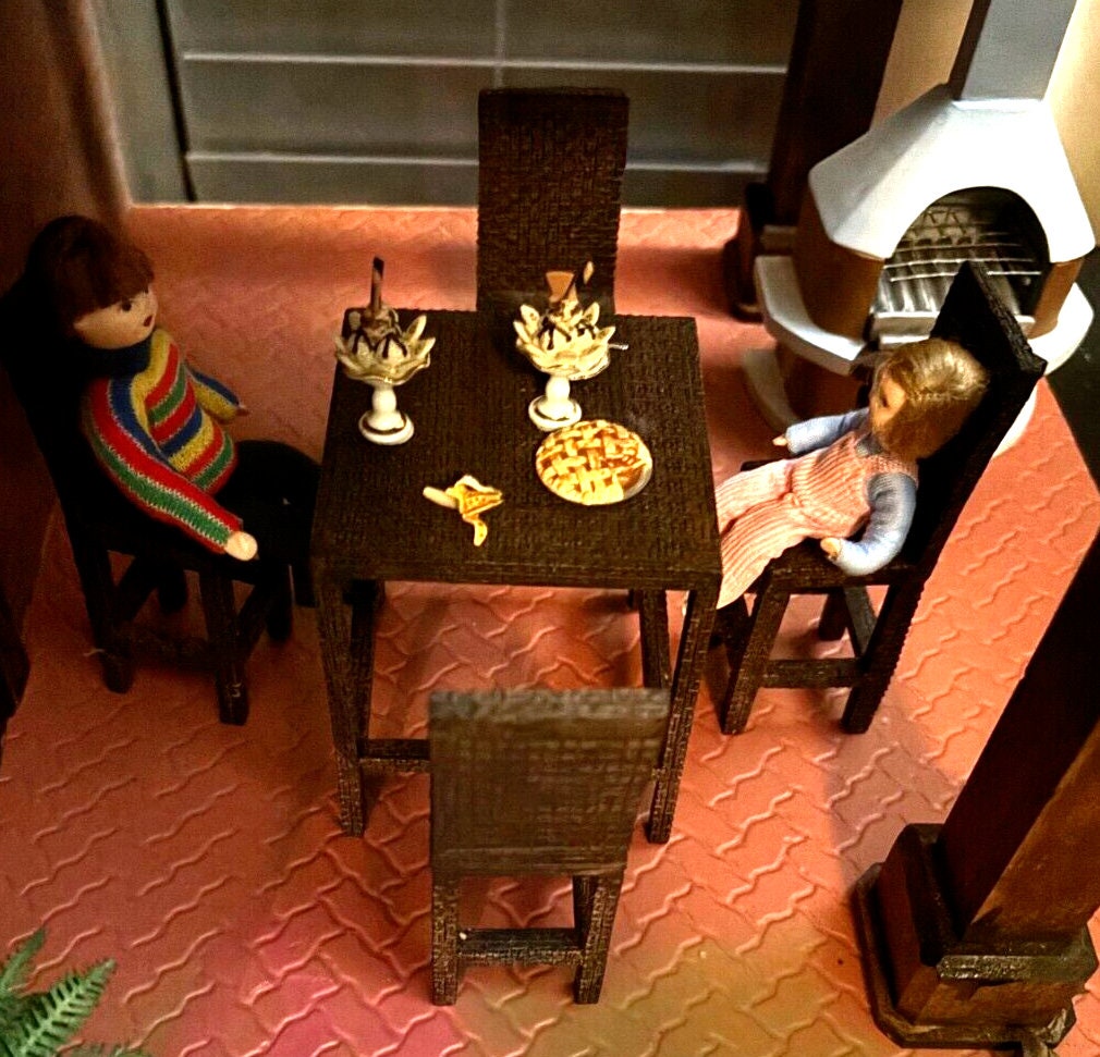 Dollhouse Miniature Wicker Hi-Top Dining Set of 5