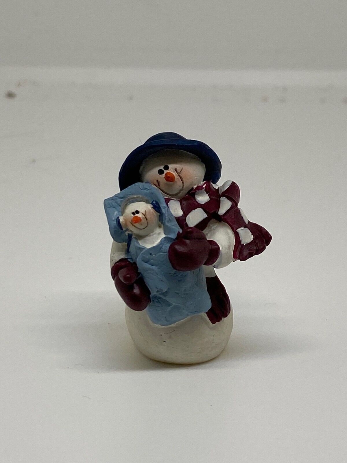 Dollhouse Miniature 2 Snowmen Figurine