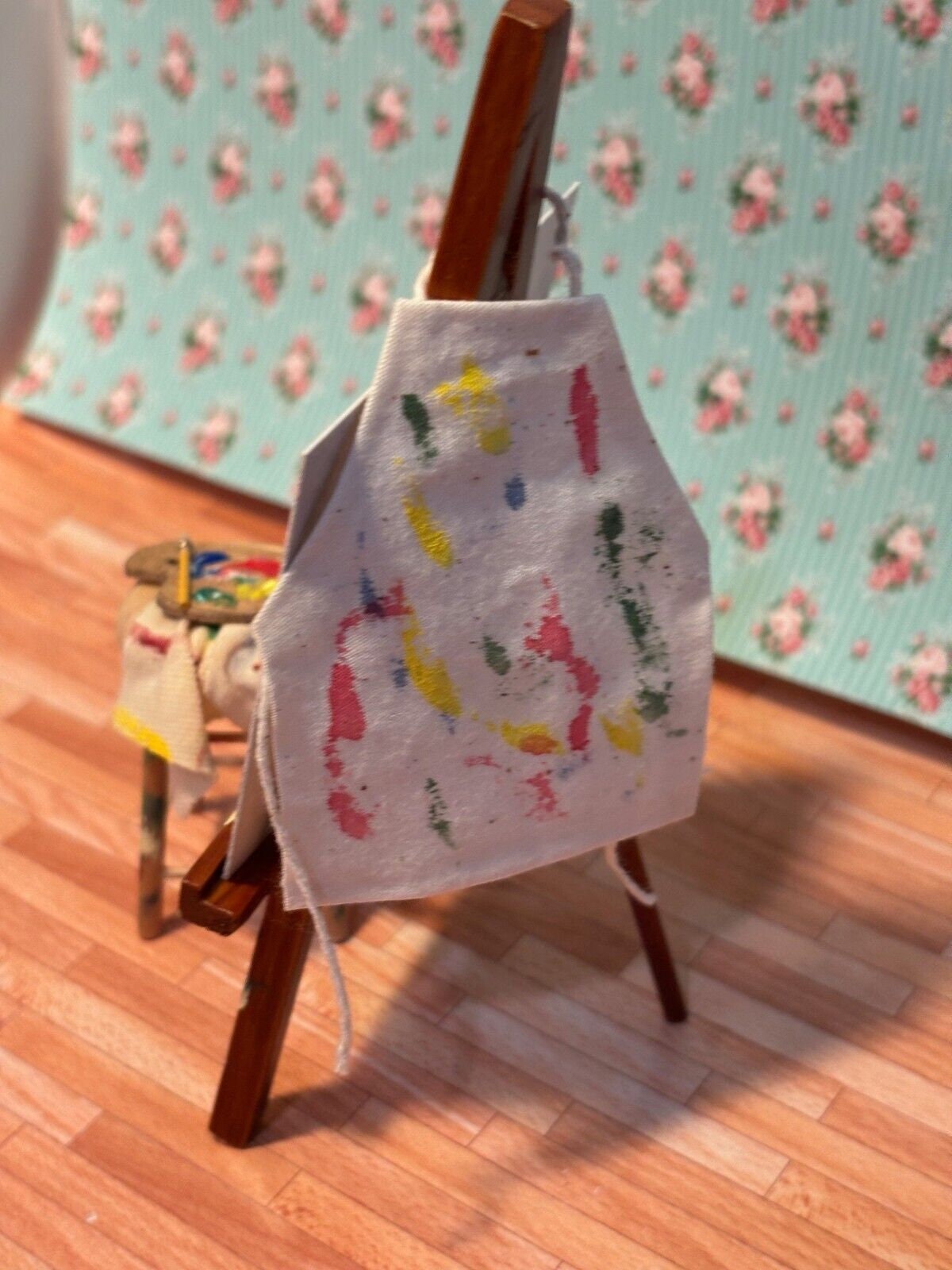Dollhouse miniature art easel and stool - floral - handcrafted by taylor jade