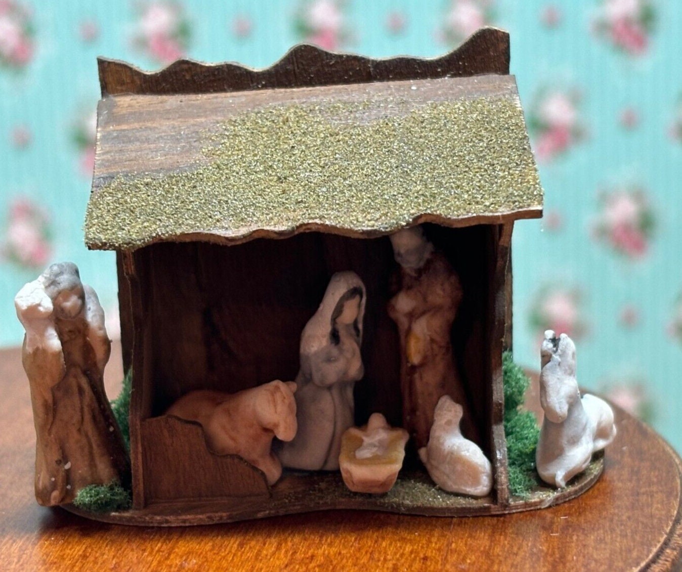 Dollhouse miniature nativity scene handcrafted