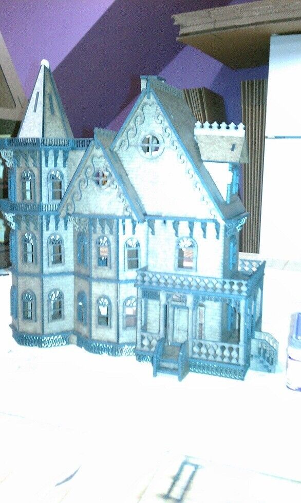 Leon Gothic 1:48 Scale Dollhouse Kit