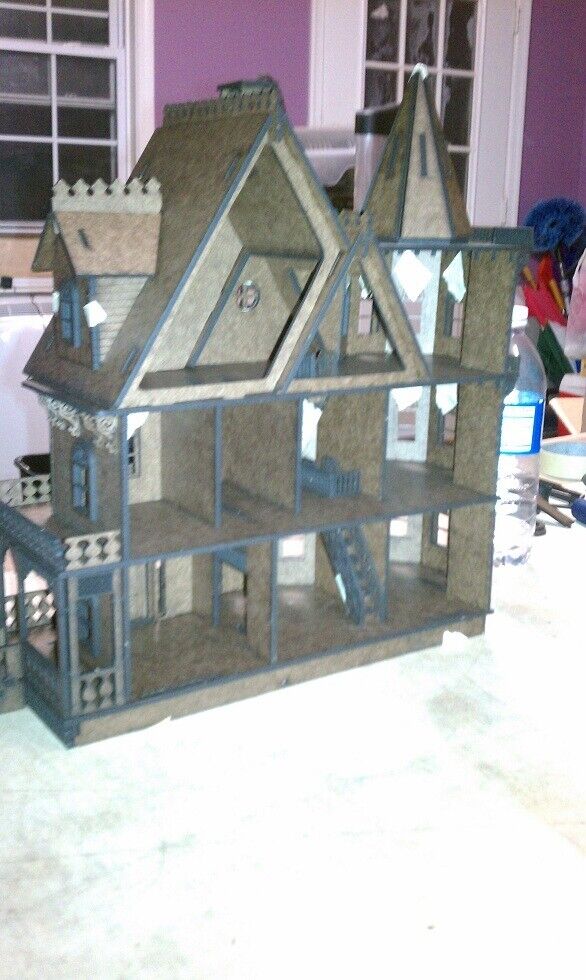Leon Gothic 1:48 Scale Dollhouse Kit