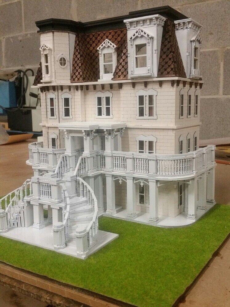Hegeler Carus Mansion 1:48 Scale Dollhouse Kit