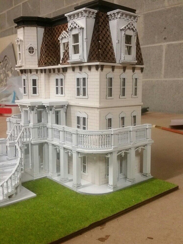 Hegeler Carus Mansion 1:48 Scale Dollhouse Kit