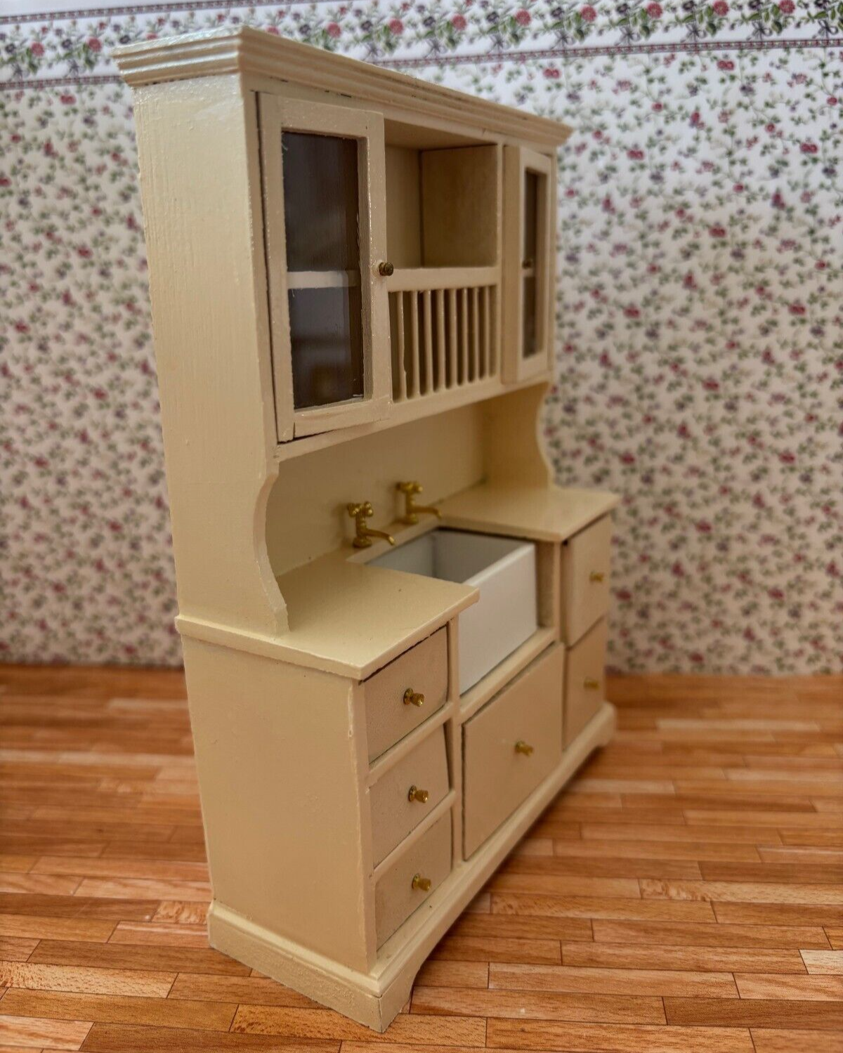 Dollhouse Miniature Haindpainted Sink Cabinet Ivory
