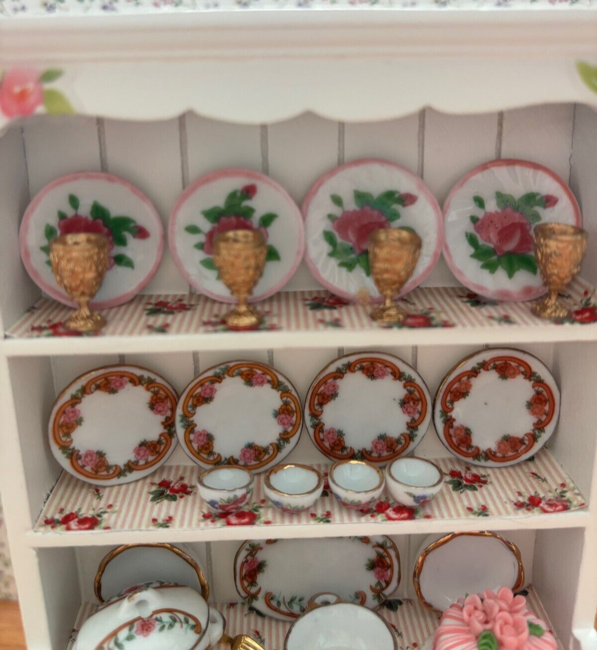 Dollhouse Miniature White Hutch with Rose Accessories