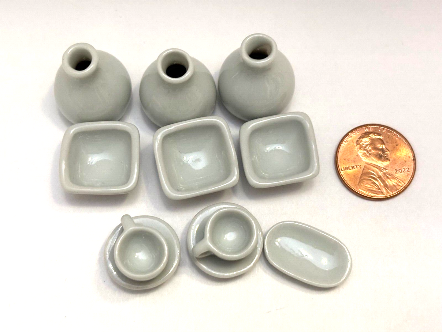 Dollhouse Miniature 11-Piece Ceramic Dish Set