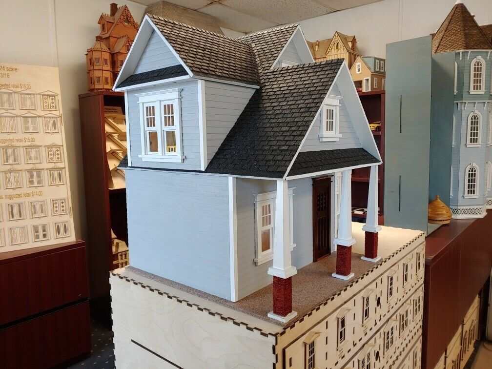 Clarkson Craftsman Cottage 1:12 Dollhouse Kit