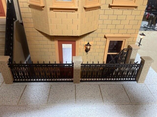 Park Avenue Grand Mansion Dollhouse 1:12 scale Kit