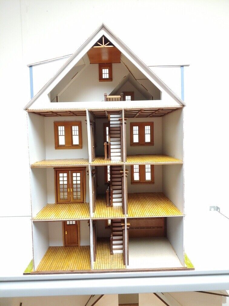 Clarkson Craftsman Mansion 1:24 Dollhouse Kit