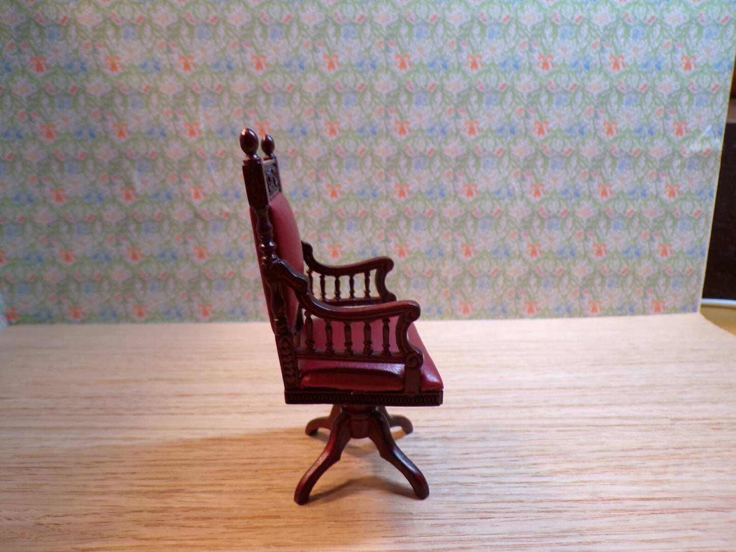 Miniature Dollhouse Red Leather Desk Chair in Mahogany by Bespaq