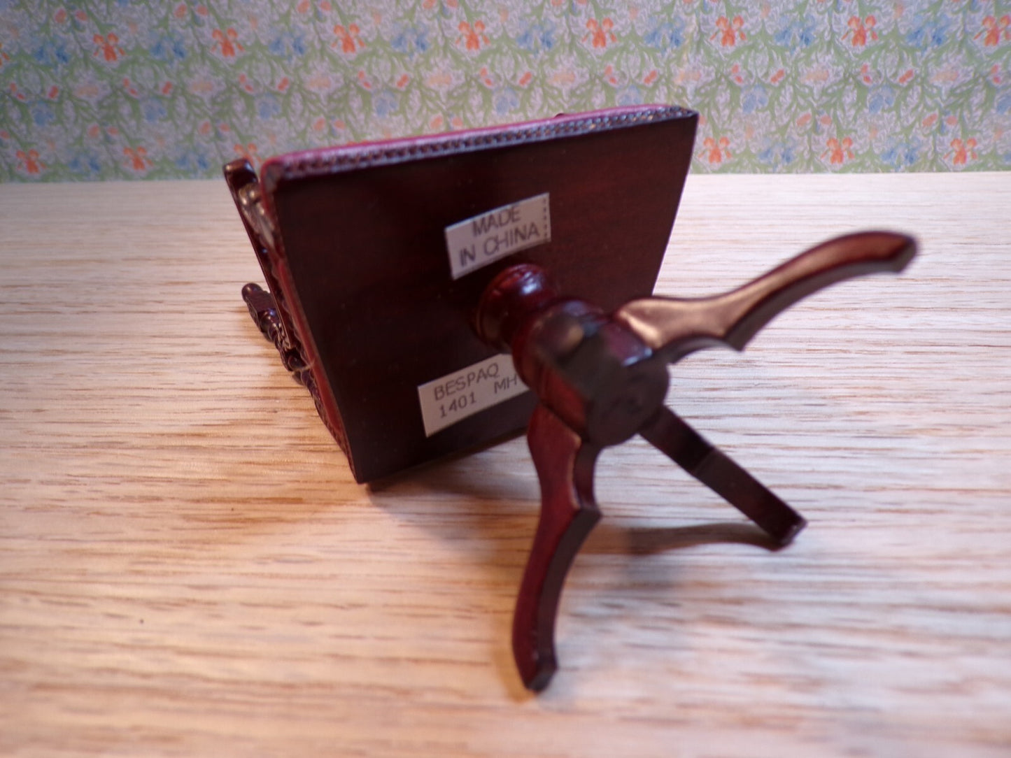 Miniature Dollhouse Red Leather Desk Chair in Mahogany by Bespaq