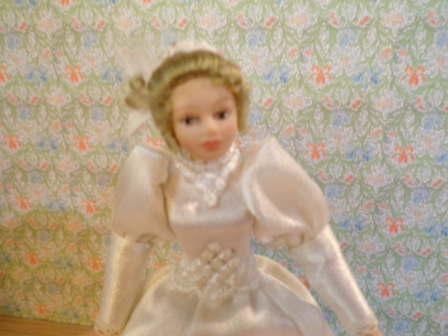 Dollhouse Miniature Porcelain Bride Doll 1/12 Scale