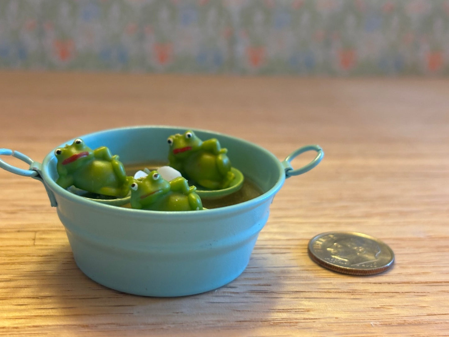 Dollhouse Miniature Frogs in Tub - Handcrafted