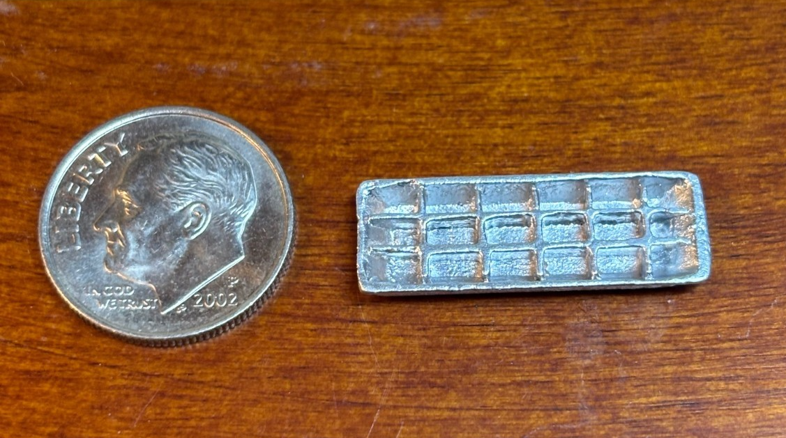 Dollhouse Miniature Ice Cube Tray