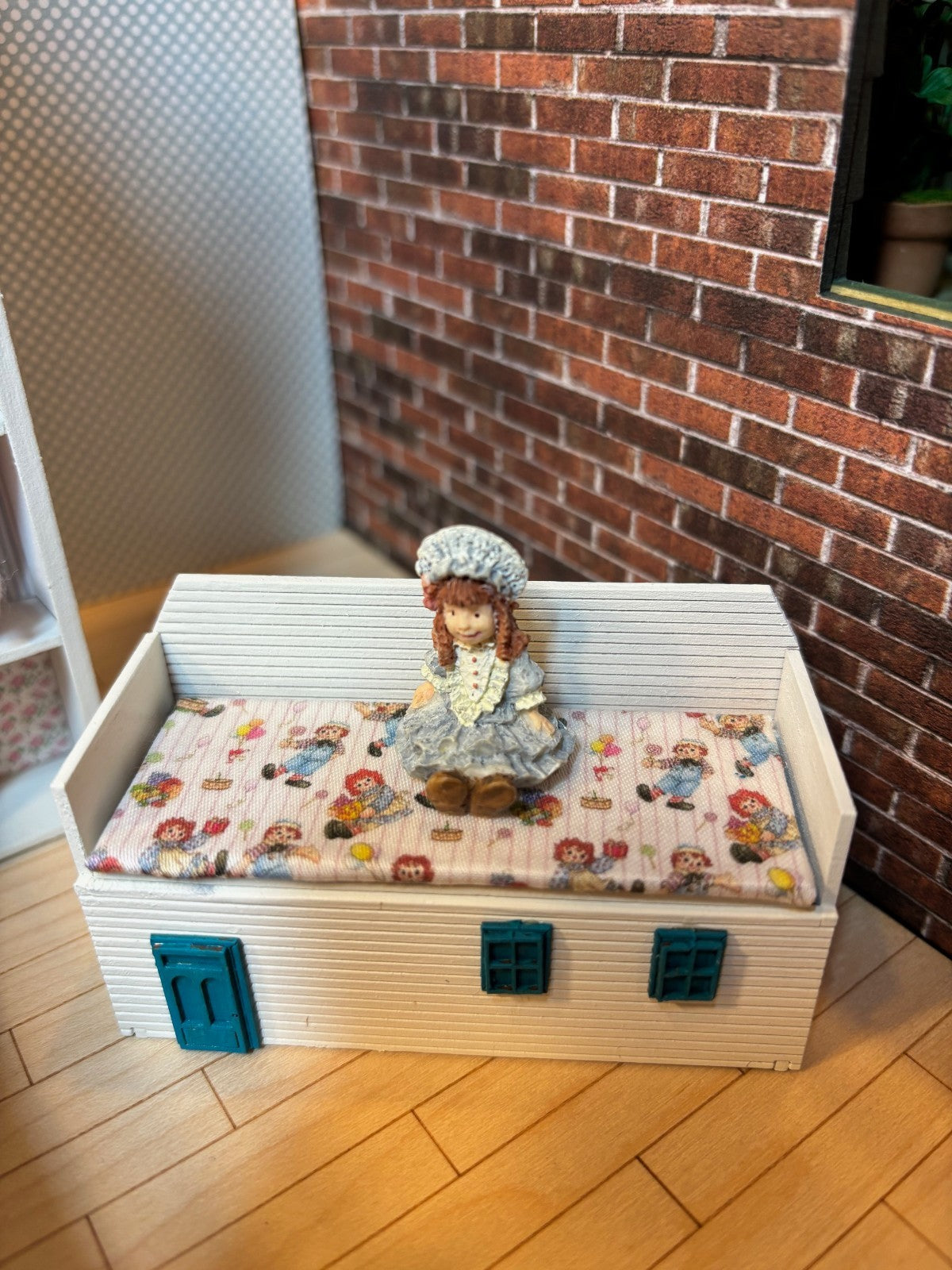 Dollhouse Miniature Handcrafted Girl's Dollhouse Bedroom
