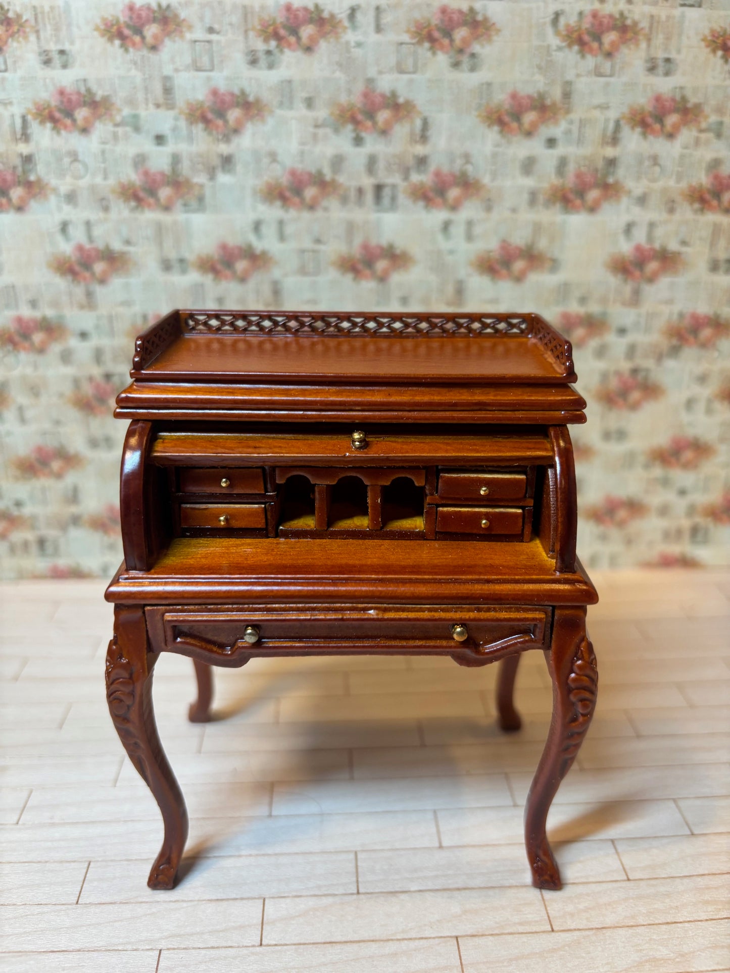 Platinum Collection - Dollhouse Miniature Rolltop Desk in Walnut