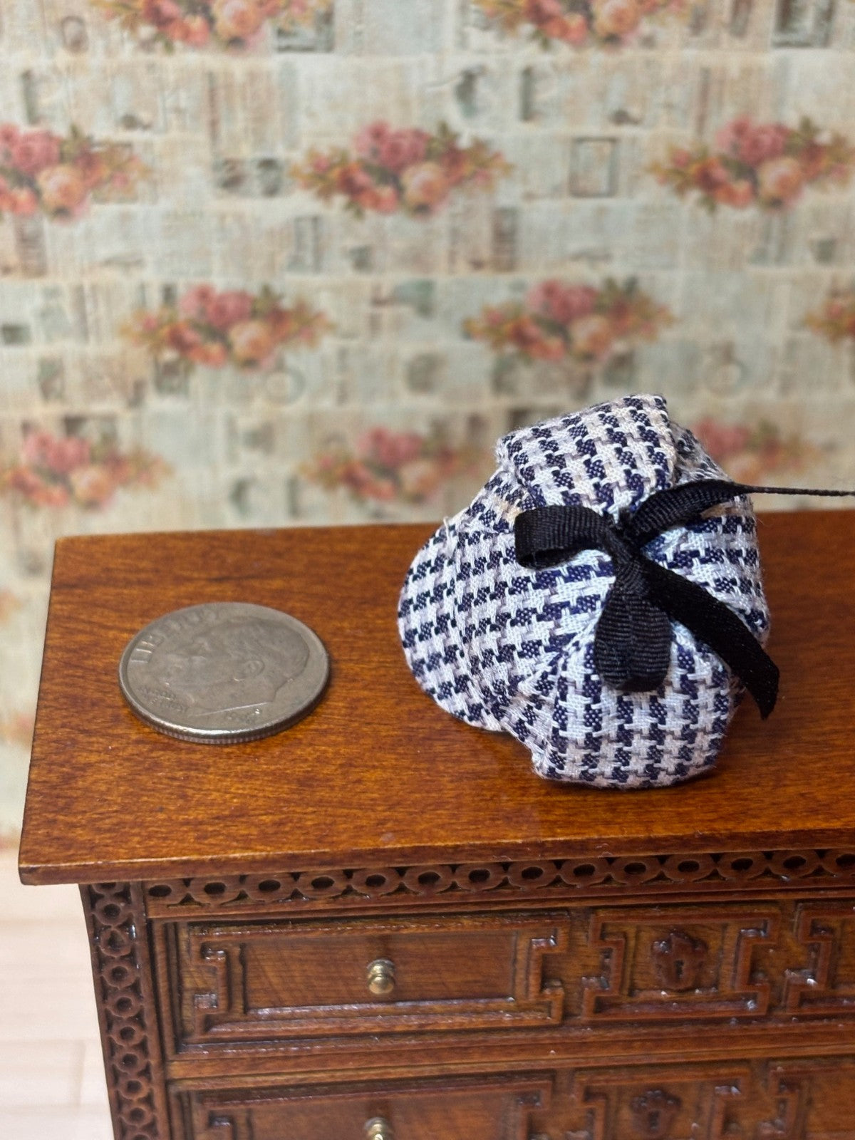Heidi Ott Dollhouse Miniature Men's Black and White Deerstalker Hat