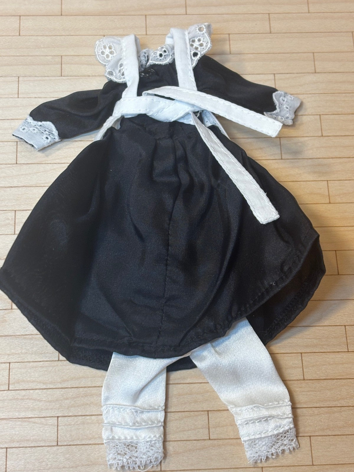 Heidi Ott Dollhouse Miniature 1:12 Scale Adult Woman's Dress with Lace Smock