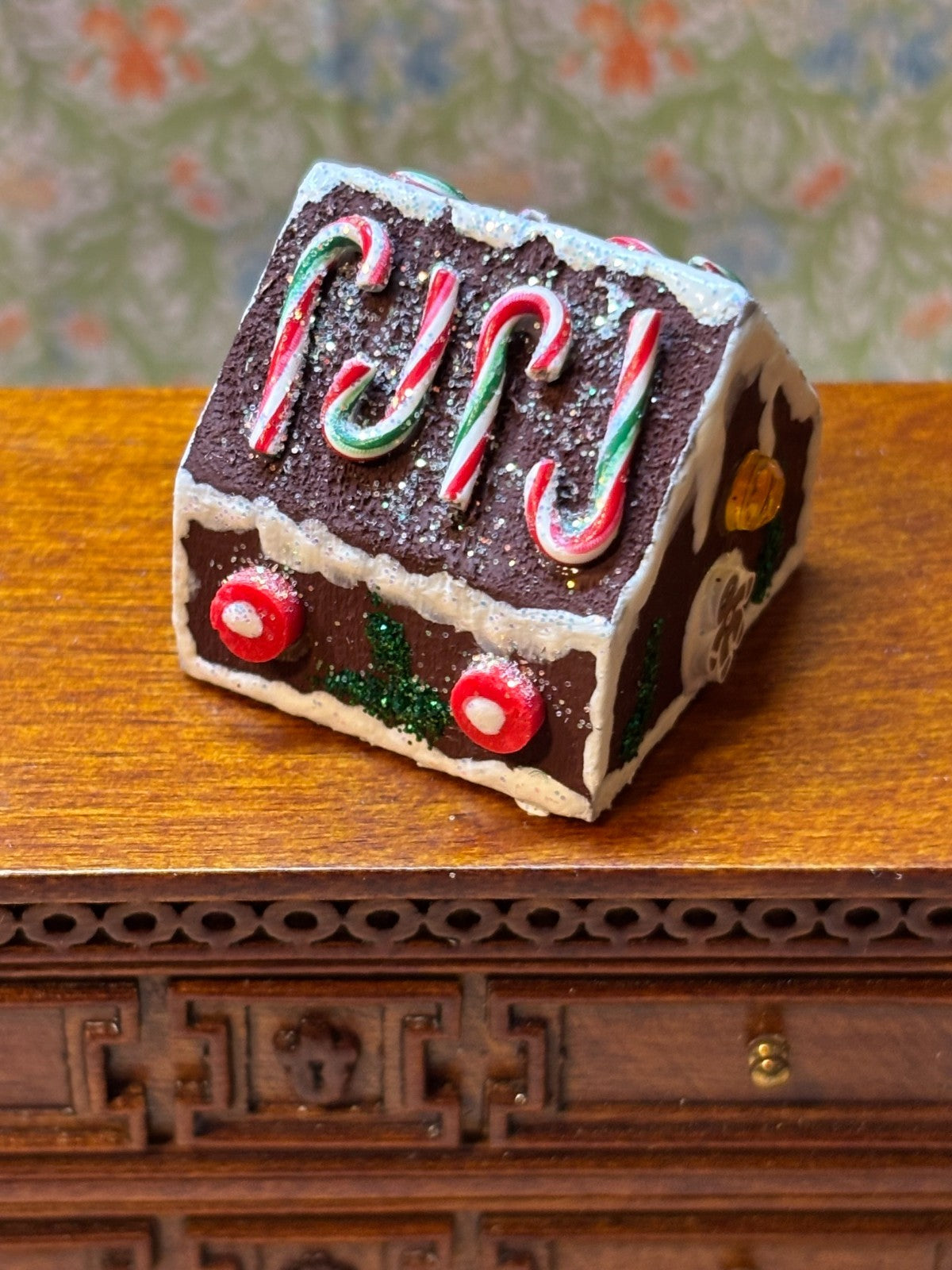 Dollhouse Miniature Gingerbread House Made by Taylor Jade