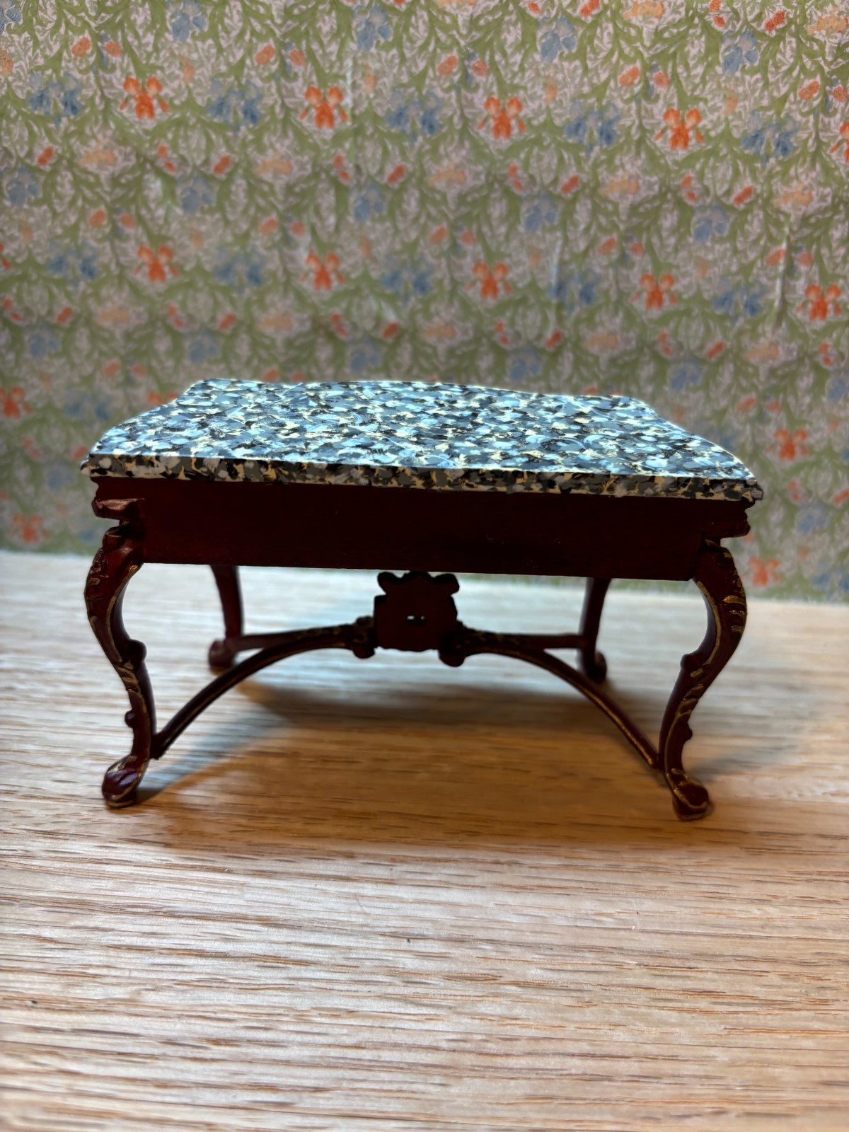 Dollhouse Miniature - Console Table in Mahogany