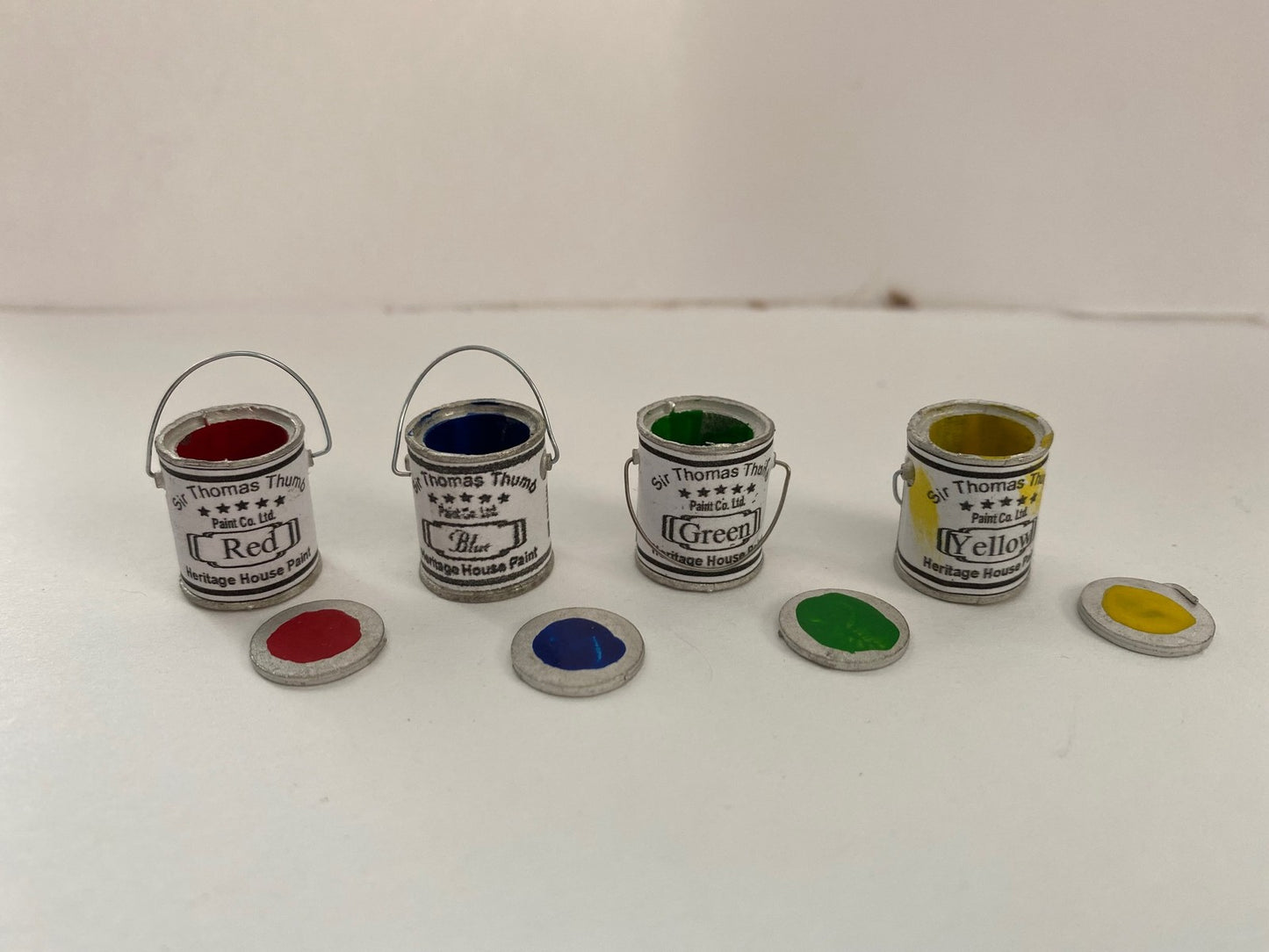 Dollhouse Miniature Paint with Lid by Sir Thomas Thumb - Yellow